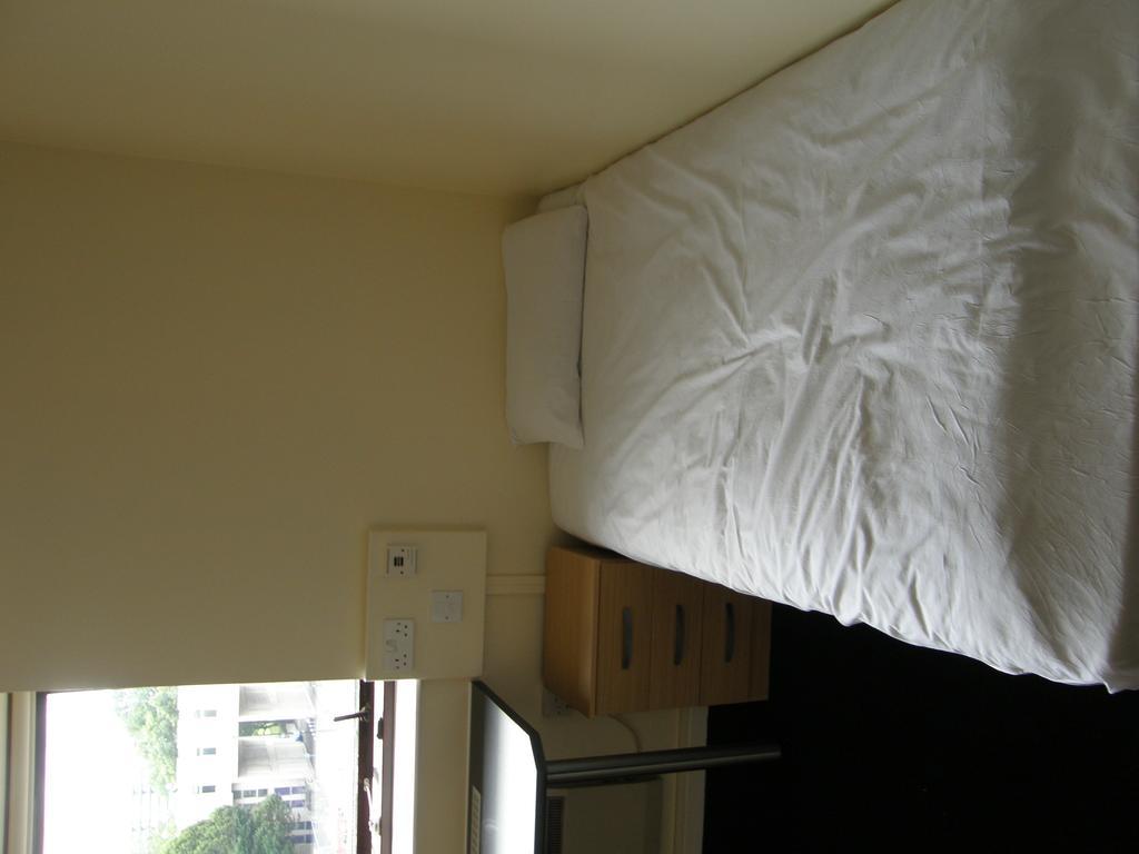 Hotel Weston Hall - Halls Of Manchester
